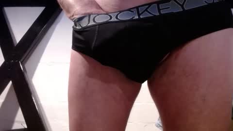 longleanguy online show from April 1, 2026, 6:38 pm