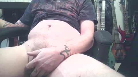 longnh71 online show from January 3, 2025, 10:40 pm