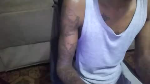 Snapshot of longshaft_ chatting on September 15, 2025, 12:16 pm longshaft_ online show from September 15, 2025, 12:16 pm