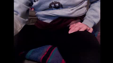 looking469 online show from October 31, 2025, 1:23 pm