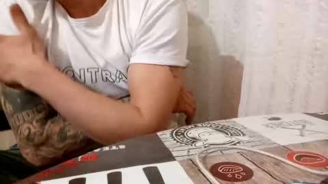 lora699 online show from February 7, 2025, 11:24 pm