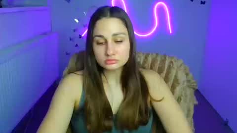 Lora online show from March 13, 2026, 7:04 am