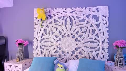 loraineblake online show from February 3, 2026, 2:11 pm