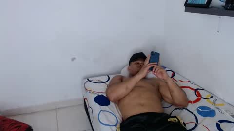 Snapshot of lordblaze_ chatting on October 21, 2025, 5:08 am Dominic online show from October 21, 2025, 5:08 am