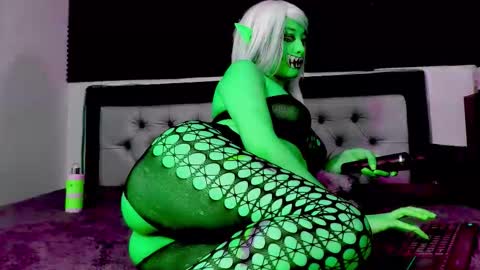 Lore Depp online show from November 4, 2025, 3:16 am