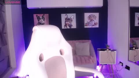 LORELI online show from March 3, 2026, 3:34 am