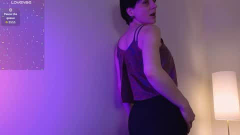 Loren online show from April 8, 2026, 6:24 am