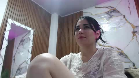 Loren online show from March 17, 2026, 2:38 am