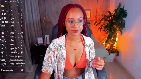 Snapshot of lorena_vieira_ chatting on December 8, 2024, 12:51 am Lorena Vieira  online show from December 8, 2024, 12:51 am