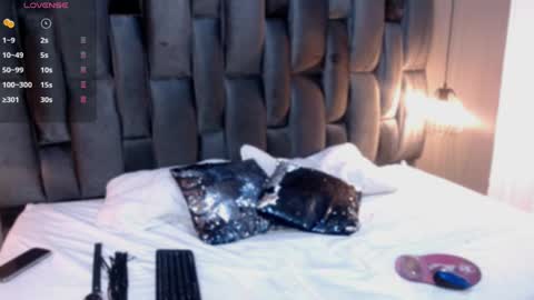 Snapshot of lorena_vieira_ chatting on December 29, 2024, 2:06 am Lorena Vieira  online show from December 29, 2024, 2:06 am