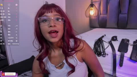 Snapshot of lorena_vieira_ chatting on February 3, 2025, 10:11 pm Lorena Vieira  online show from February 3, 2025, 10:11 pm