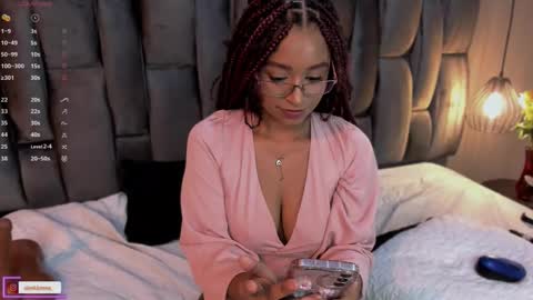 Snapshot of lorena_vieira_ chatting on February 16, 2025, 11:26 pm Lorena Vieira  online show from February 16, 2025, 11:26 pm