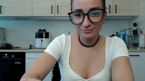 Snapshot of lorenneinspiring chatting on September 9, 2025, 6:35 am LorenneInspiring online show from September 9, 2025, 6:35 am