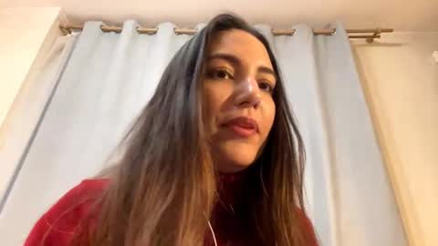 lorenrutty online show from November 22, 2025, 11:20 am