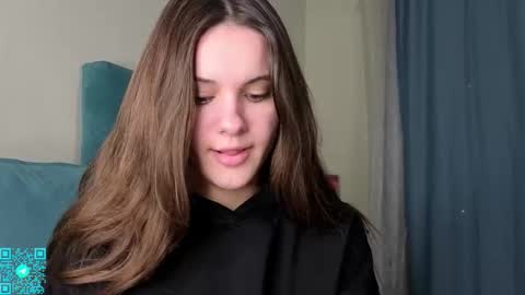 Chloe for Fan BlackHole online show from October 27, 2025, 5:39 pm