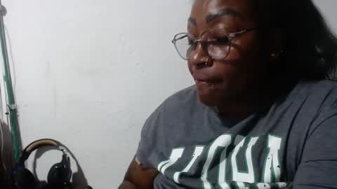 Snapshot of loretybighot chatting on February 8, 2025, 8:32 pm loretybighot online show from February 8, 2025, 8:32 pm