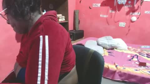 Snapshot of loretybighot chatting on September 30, 2025, 12:10 pm loretybighot online show from September 30, 2025, 12:10 pm