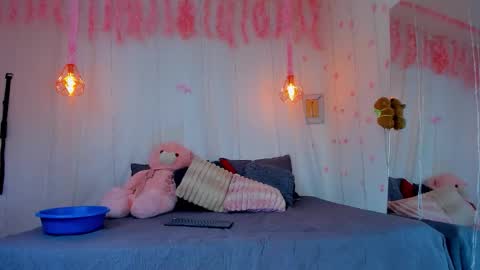 Lori Evans online show from January 9, 2026, 10:51 am