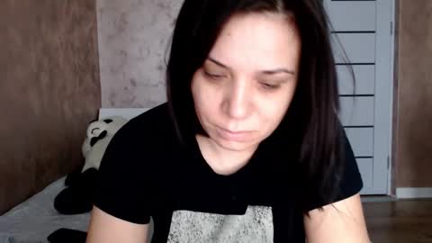 LorraGrey online show from January 19, 2026, 7:45 am