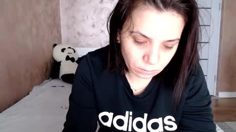 LorraGrey online show from February 10, 2026, 6:50 am