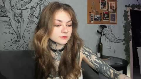 lostallice online show from November 19, 2025, 4:12 am