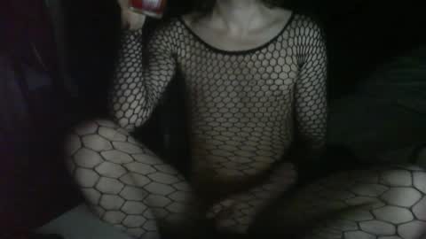 lostb0y98 online show from November 21, 2025, 4:22 am