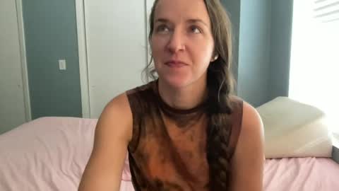 Snapshot of lothlori chatting on July 3, 2026, 3:07 pm lothlori online show from July 3, 2026, 3:07 pm