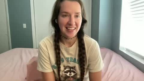 Snapshot of lothlori chatting on July 10, 2026, 2:19 pm lothlori online show from July 10, 2026, 2:19 pm