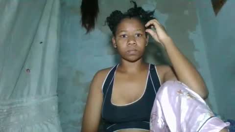 louane98 online show from April 8, 2026, 2:22 am