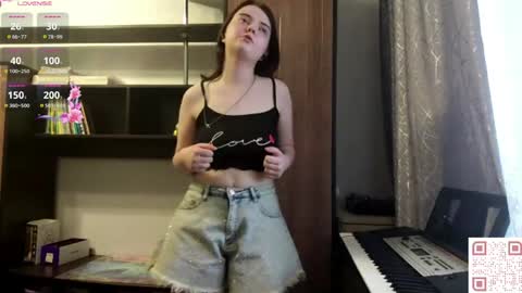 Snapshot of loudeguise chatting on May 30, 2026, 12:13 pm Esma online show from May 30, 2026, 12:13 pm