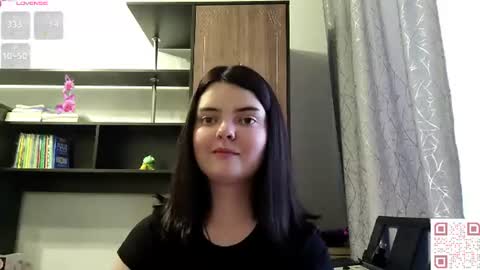 Snapshot of loudeguise chatting on June 9, 2026, 11:00 am Esma online show from June 9, 2026, 11:00 am