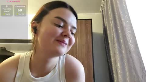 Esma online show from June 23, 2026, 11:08 am