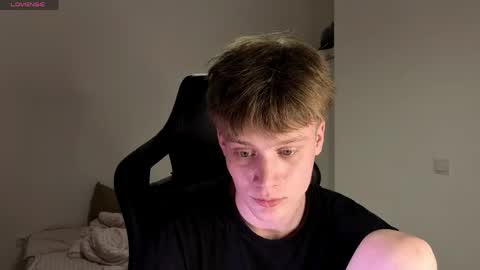 louie_evans online show from May 13, 2026, 9:00 pm