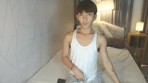 Snapshot of louieismy_name chatting on December 4, 2024, 1:25 am ignot ursh online show from December 4, 2024, 1:25 am