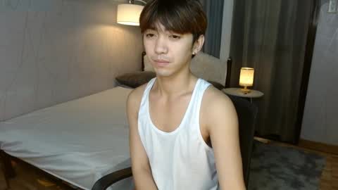 Snapshot of louieismy_name chatting on January 5, 2025, 1:35 am ignot ursh online show from January 5, 2025, 1:35 am