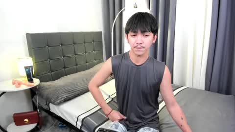 Snapshot of louieismy_name chatting on March 9, 2025, 12:31 pm ignot ursh online show from March 9, 2025, 12:31 pm