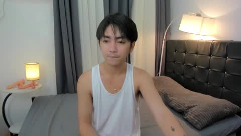 Snapshot of louieismy_name chatting on October 3, 2025, 5:59 am ignot ursh online show from October 3, 2025, 5:59 am