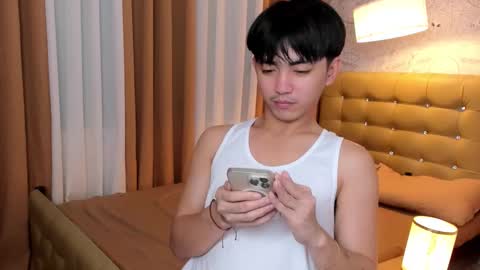 Snapshot of louieismy_name chatting on October 22, 2025, 2:45 am ignot ursh online show from October 22, 2025, 2:45 am