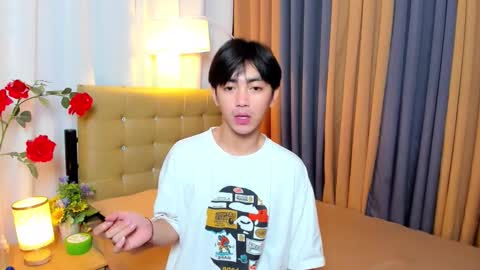 Snapshot of louieismy_name chatting on November 22, 2025, 1:04 am ignot ursh online show from November 22, 2025, 1:04 am