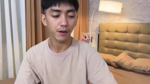 Snapshot of louieismy_name chatting on March 15, 2026, 11:00 pm ignot ursh online show from March 15, 2026, 11:00 pm