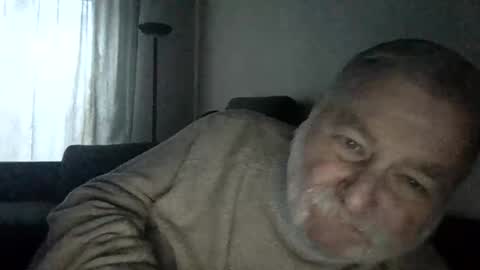 louis_chokdee online show from December 6, 2024, 3:00 pm