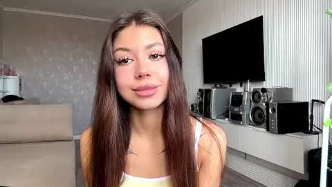 Flora online show from April 12, 2026, 7:13 am