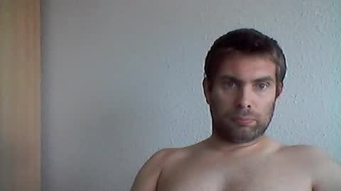 Snapshot of loulo67 chatting on June 29, 2026, 10:15 am loulo67 online show from June 29, 2026, 10:15 am