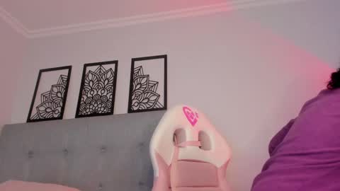 Snapshot of lourreinstounn chatting on January 5, 2025, 10:50 pm Lourrein Stoun   Independiente online show from January 5, 2025, 10:50 pm