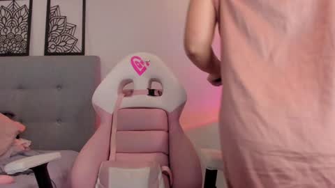 Snapshot of lourreinstounn chatting on January 11, 2025, 12:55 am Lourrein Stoun   Independiente online show from January 11, 2025, 12:55 am