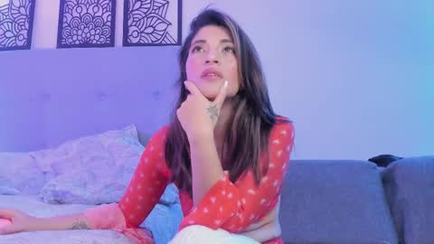 Lourrein Stoun   Independiente online show from February 5, 2026, 5:34 am