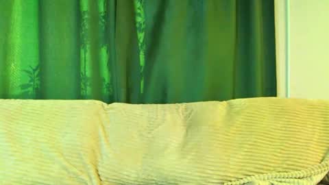 Cute face online show from February 3, 2026, 2:53 am