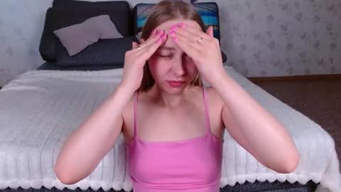 love bella  online show from July 7, 2026, 12:13 am