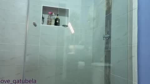Snapshot of love_gatubela chatting on June 18, 2026, 9:41 pm Nina online show from June 18, 2026, 9:41 pm