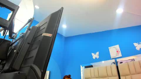 Snapshot of love_melany0 chatting on July 24, 2026, 12:25 pm Melany online show from July 24, 2026, 12:25 pm